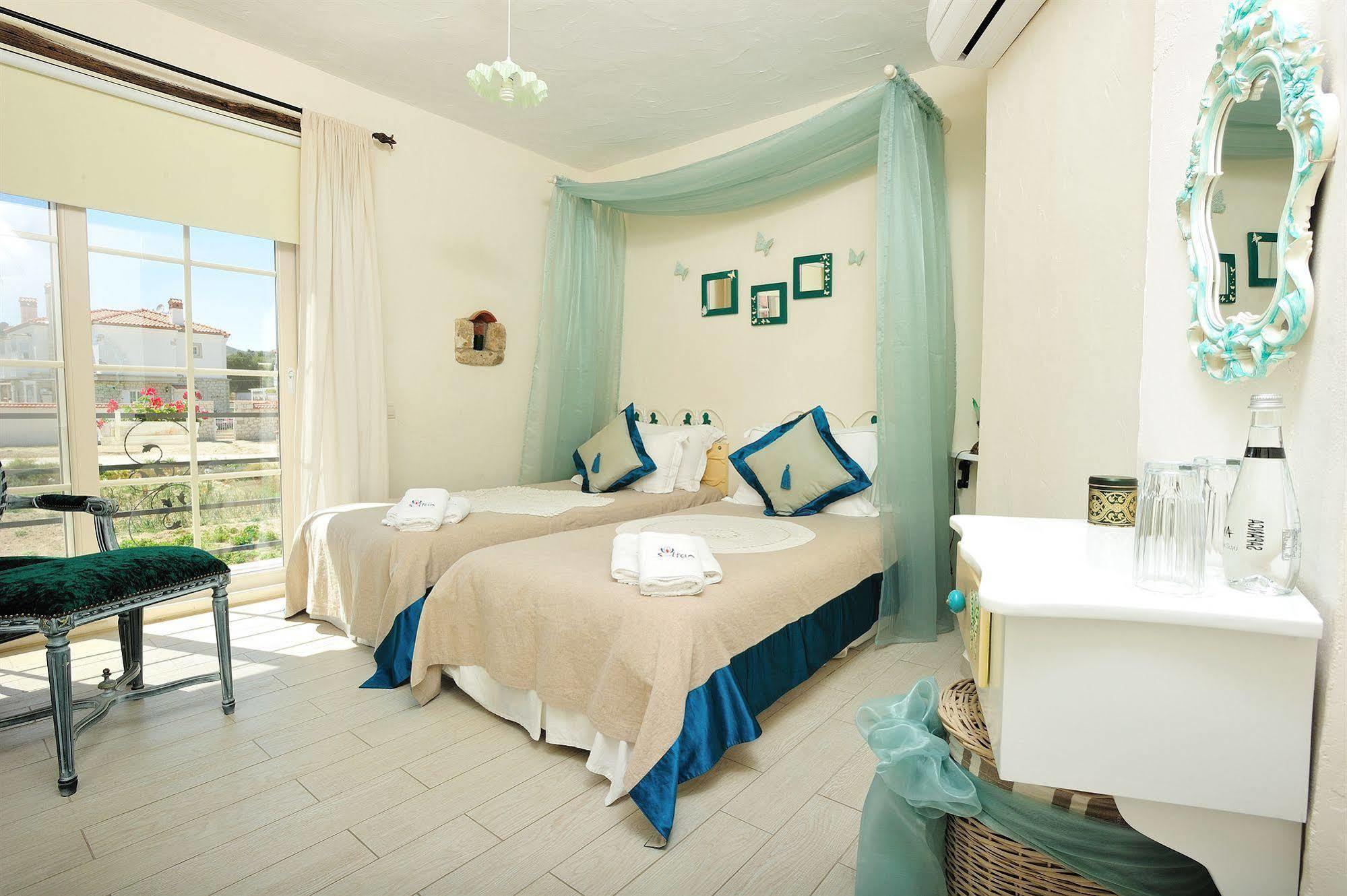 Alacati Sultan Konak Butik Otel ℳℛ Luxury Concept Екстериор снимка